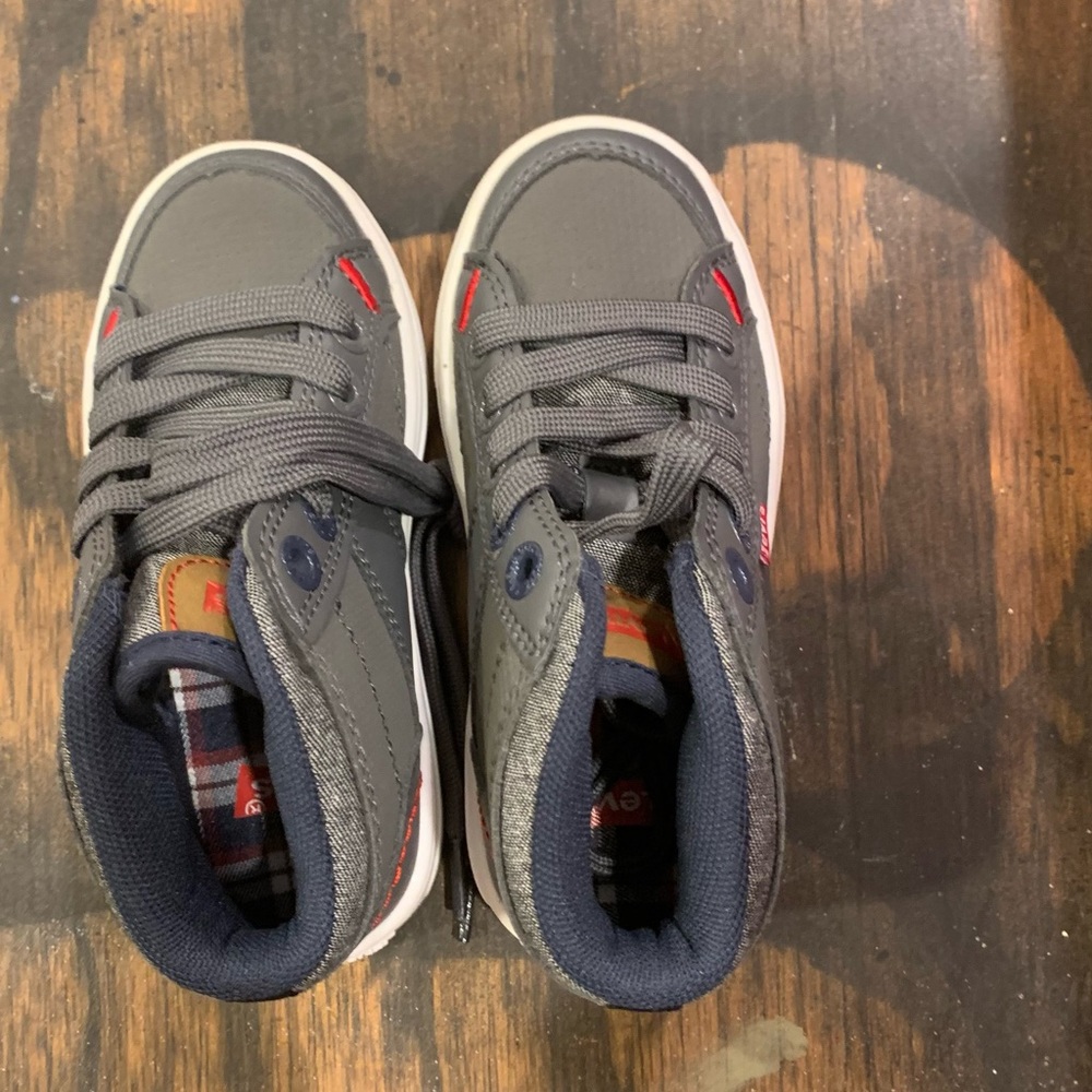 Levi’s Sneakers